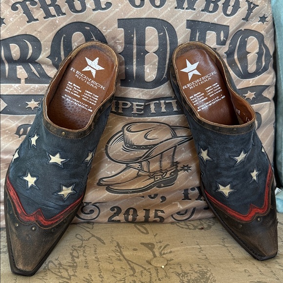 Redneck Riviera Women’s Star-Patterned Shoes - Blue Red with White stars
Size 9 - Picture 2 of 5